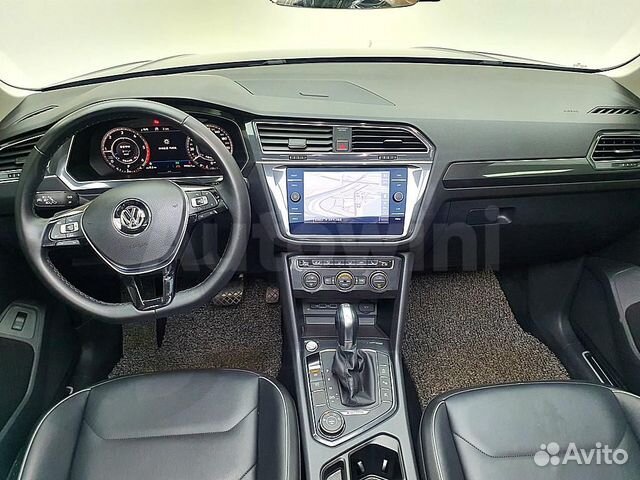 Volkswagen Tiguan 2.0 AMT, 2018, 67 000 км