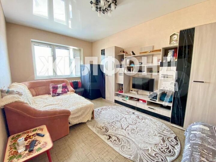 2-к. квартира, 52 м², 4/4 эт.