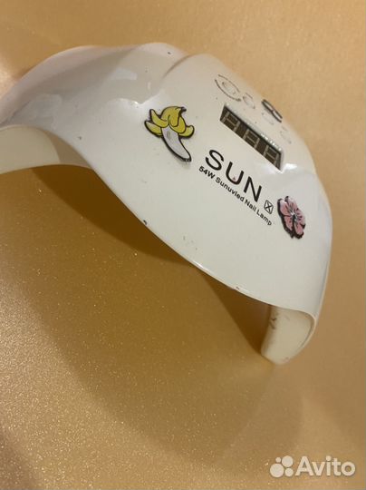 Лампа для ногтей