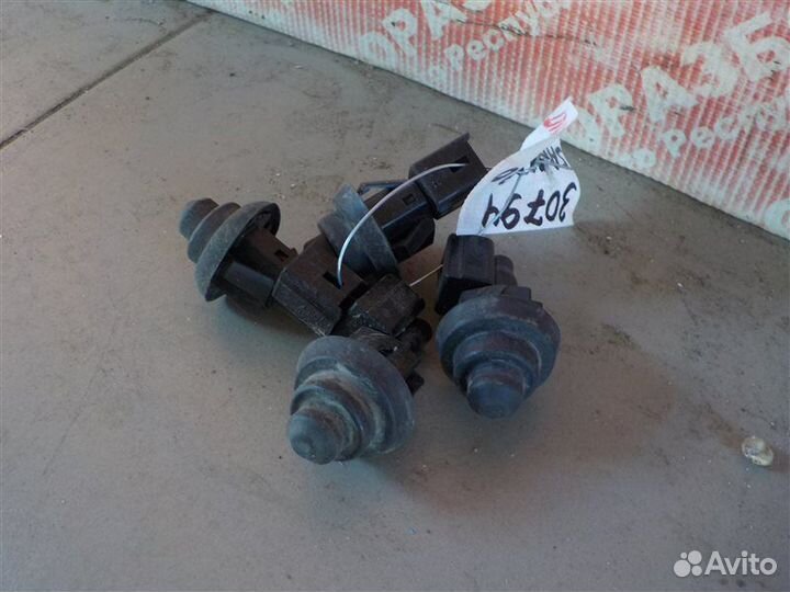 Концевики дверей Renault Sandero 2 2018