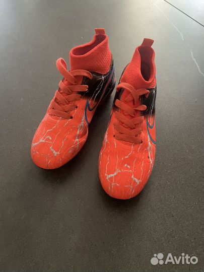 Детские футбольные бутсы 32 размер