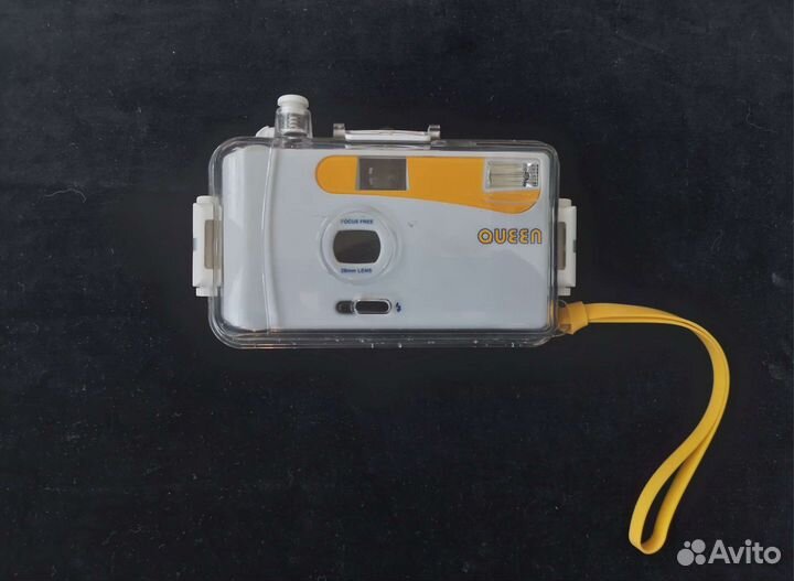 Пленочный фотоаппарат с подводным боксом