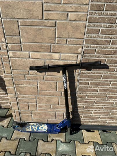 Трюковой самокат tech team