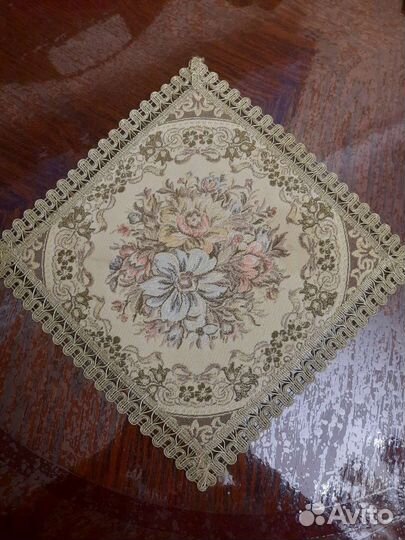 Салфетки гобеленовые 2 шт