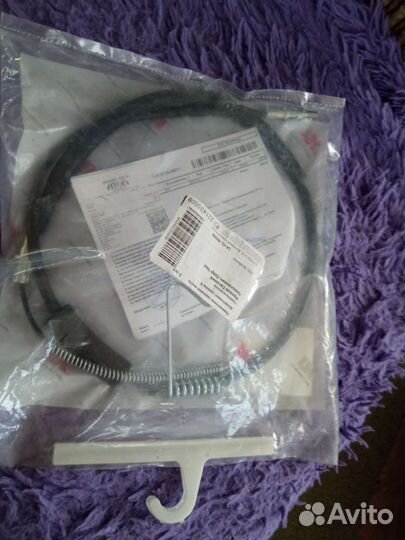 Трос стояночного тормоза