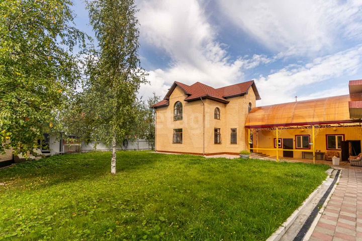 Дача 166,9 м² на участке 12,5 сот.