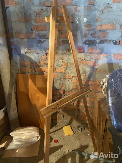 Мольберт, планшеты для рисоваания, рамы