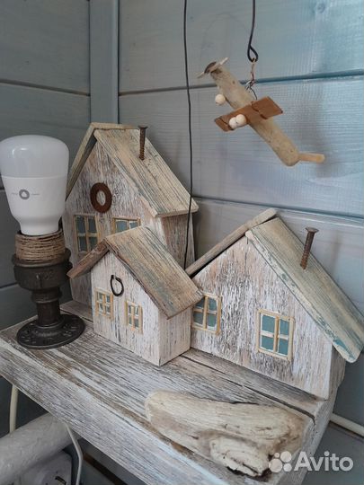 Светильник декоративный из дерева