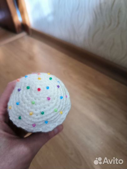 Игрушка вязаный кулич
