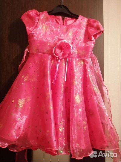 Платье праздничное
