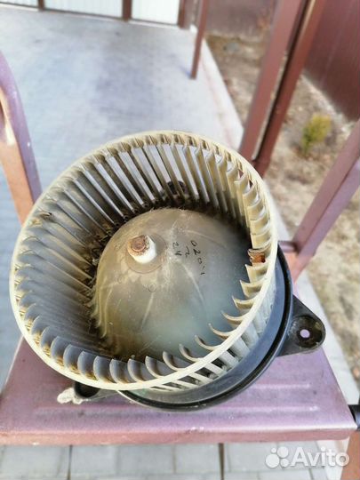 Моторчик печки Додж Стратус