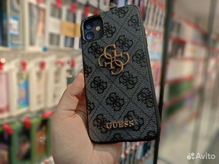 Чехол на iPhone 11 guess новый