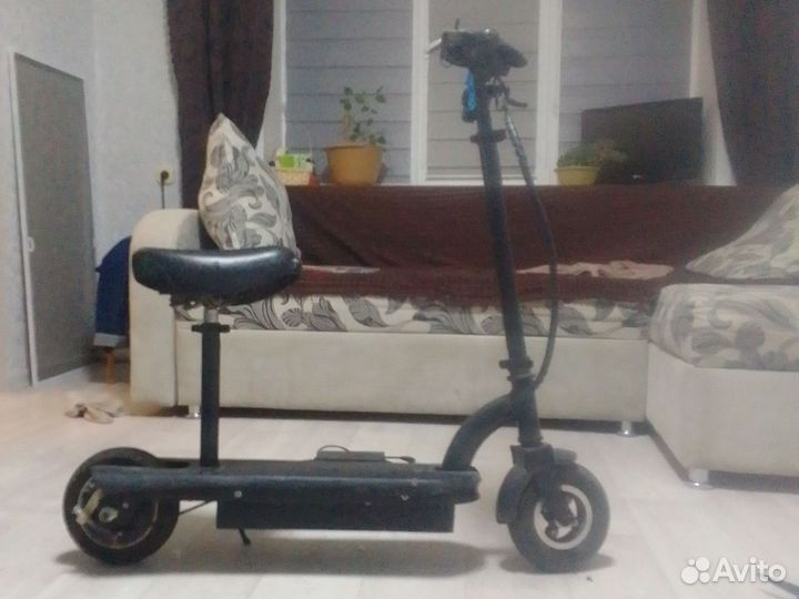 Продаю электро самокат MiniPro S1