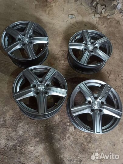 Литые диски r16