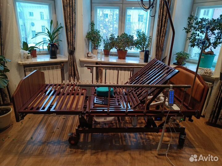 Кровать для леж. больных мет realta 17135, электр