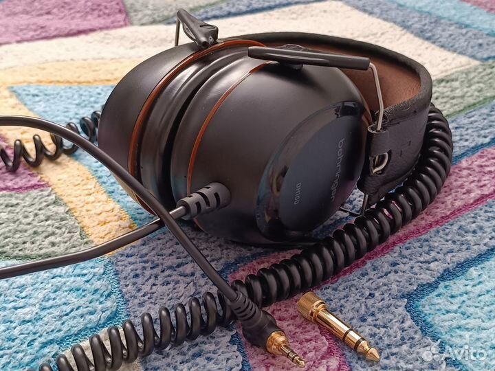 Наушники Behringer