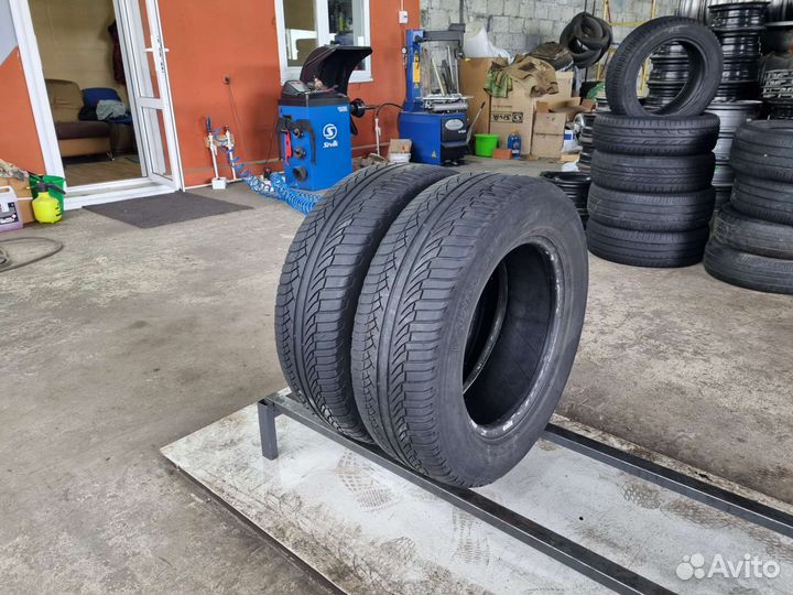 Michelin Latitude Diamaris 215/65 R16