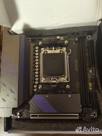 Материнская плата B650I Night Devil AM5