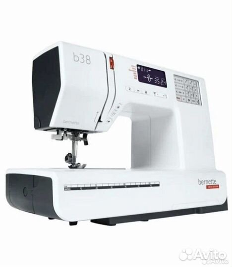Швейная машина Bernina Bernette B38