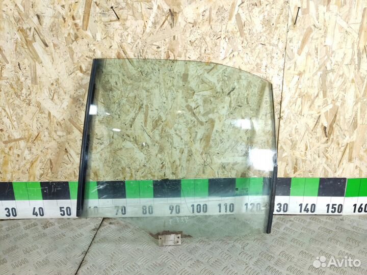 Стекло двери задней левой Opel Omega B