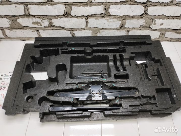 Домкрат Range Rover Sport