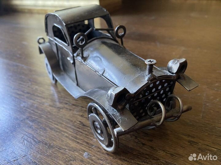 Машина сувенир