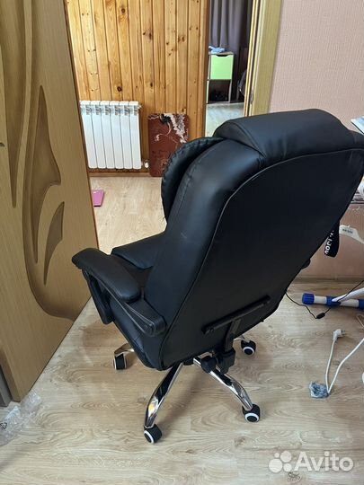 Офисное кресло новое