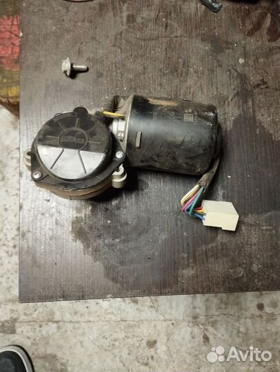 Моторчик дворников с трапецией ваз 2109 Hofer