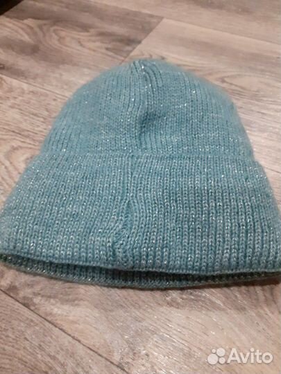 Женская шапка