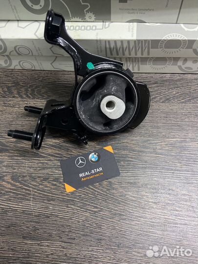Опора двигателя Toyota RAV4 1237137200