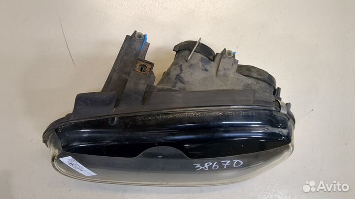 Фара (передняя) Volkswagen Golf 4, 2001