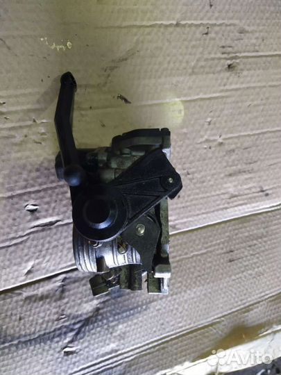 Дроссельная заслонка Peugeot 406 1997г. LFZ