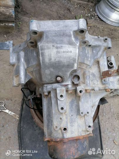 Продам двигатель, коробку, гбц