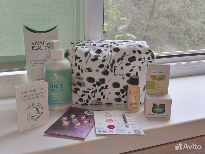 Бьюти бокс с косметичкой Flacon Magazine F Х unкe