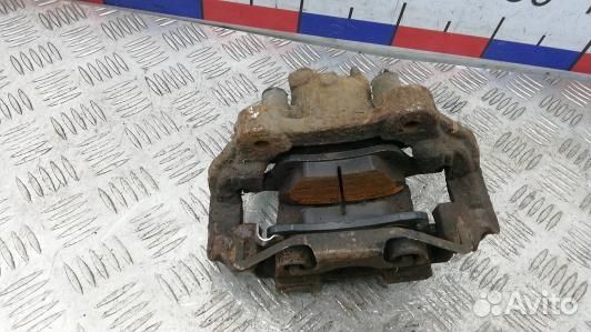 Суппорт тормозной задний правый jeep grand cheroke