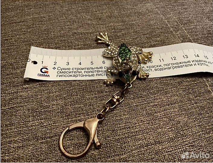 Брелок - Лягушка со стразами