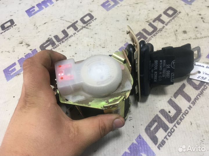 Ремень безопасности задний центр. Хендай Гетц