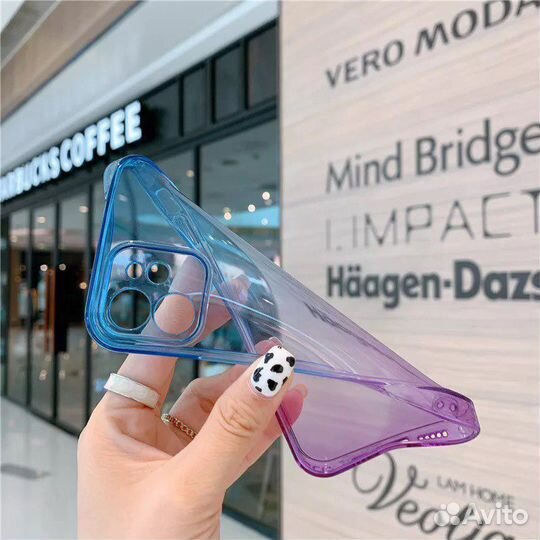 С градиентным переходом цвета чехол для телефона д