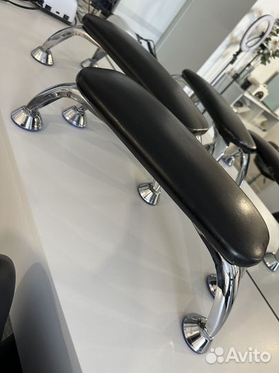 Материалы и оборудование для маникюра бу