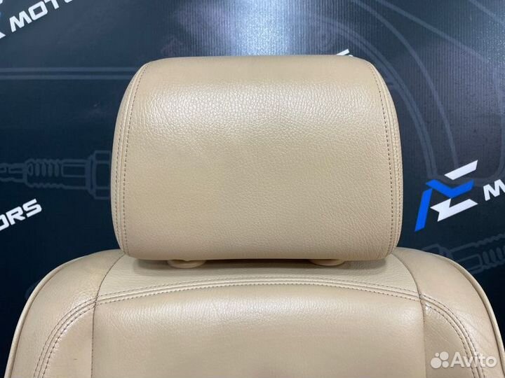 Комплект сидений Volkswagen Touareg 7L AXQ/4 2006