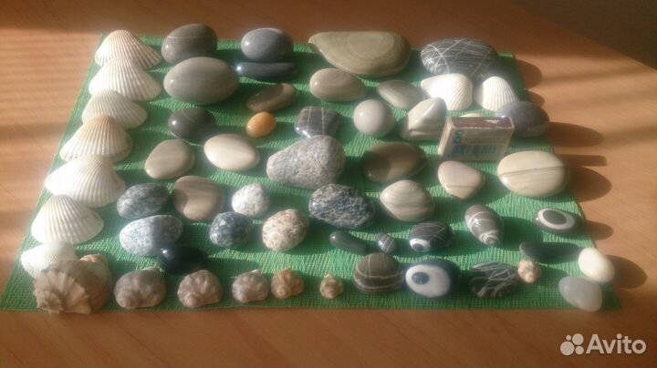 Камни и ракушки для аквариума