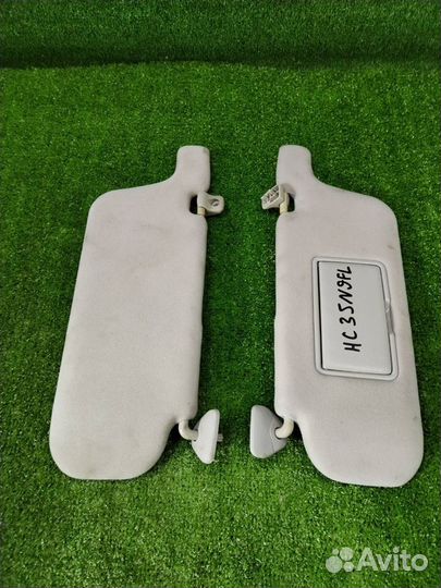 Козырек солнцезащитный Nissan Laurel HC35