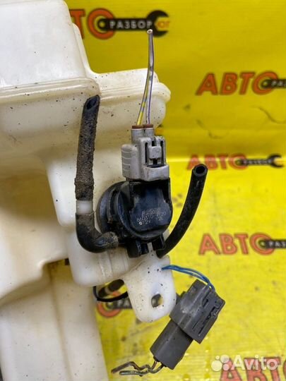 Бачок омывателя Mazda Mazda3 BK Z6 2003