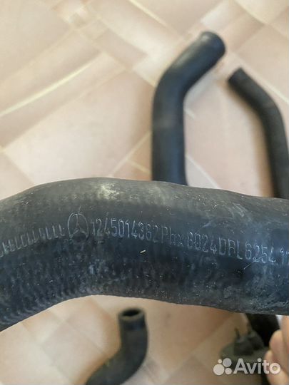 Патрубки Mercedes W124 W202