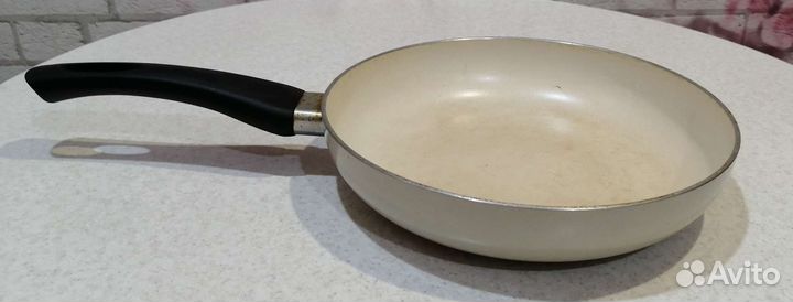 Сковорода с крышкой бу