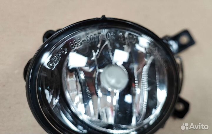 Фара противотуманная левая Skoda Octavia 04