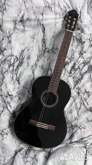 Гитара yamaha c40