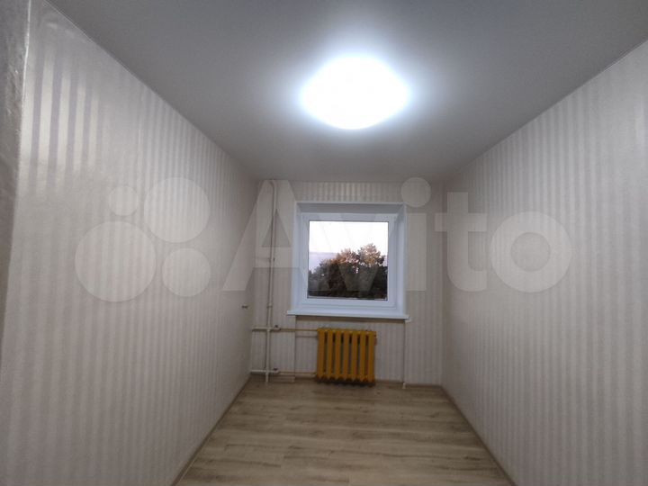 Комната 10 м² в 5-к., 5/5 эт.