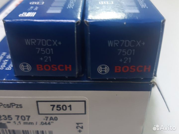 Bosch 0 242 235 707 Свеча зажигания