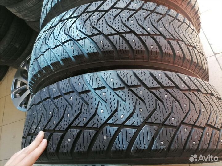 Yokohama Ice Guard IG65 225/60 R18 104T